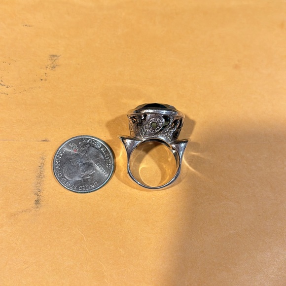 Ring - Picture 5 of 6